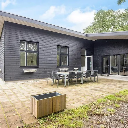 5 Star In Fårvang